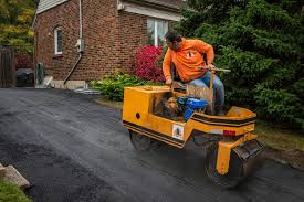 Best Gravel Driveway Installation  in New Middletown, OH